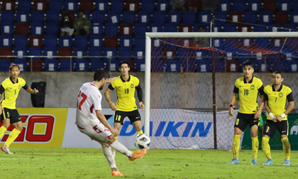 Đá penalty quá tệ, kình địch của đội tuyển Việt Nam mất chức vô địch
