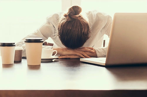 Ngủ trưa đặc biệt tốt cho sức khỏe nhưng mắc phải những sai lầm này thì phản tác dụng - Ảnh 1. Ngủ trưa đặc biệt tốt cho sức khỏe nhưng mắc phải những sai lầm này thì phản tác dụng - Ảnh 1.