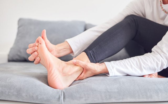 Đêm đang ngủ bỗng bị chuột rút: Cẩn trọng vì đây là cảnh báo của một cuộc khủng hoảng sức khỏe - Ảnh 2. Đêm đang ngủ bỗng bị chuột rút: Cẩn trọng vì đây là cảnh báo của một cuộc khủng hoảng sức khỏe - Ảnh 2.