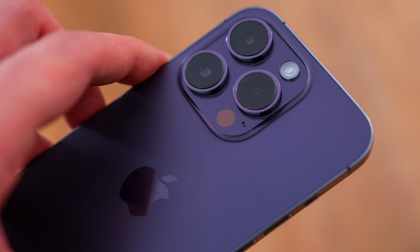 iPhone 14 Pro mắc lỗi thiết kế cơ bản, ngay cả Apple cũng không ngờ đến