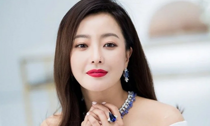 Đàn bà chạm mốc 40: Tiền có thể ít, đàn ông có thể thiếu nhưng 4 thứ này nhất định không để lỡ