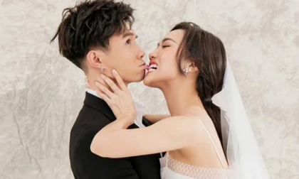Anh Tú - Diệu Nhi khoe bộ ảnh cưới độc lạ gây cười, tặng quà cực lầy cho khách mời