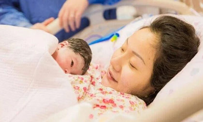 Có 2 kiểu chồng khi vợ sinh con: Đàn bà người cười kẻ khóc vào nhận chồng