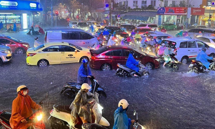 Đà Nẵng, Thừa Thiên Huế ngập nặng: Mưa lớn kéo dài đến khi nào?
