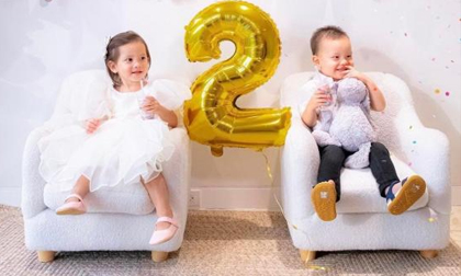 Hà Hồ tung bộ ảnh mừng sinh nhật Lisa và Leon, tiết lộ Kim Lý mê con hơn cả vợ