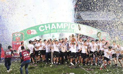 Hà Nội FC đăng quang ngôi vô địch V-League 2022 sớm 1 vòng đấu