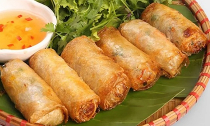 Rán nem thả ngay vào chảo dầu là sai, thêm thứ này vào nem giòn rụm, vàng ươm, để lâu vẫn ngon