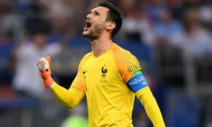 Thủ môn tuyển Pháp mặc màu áo 'đen đủi' trong trận chung kết World Cup
