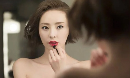 Khi đàn bà đột nhiên ''hiểu chuyện'' trong 3 việc này, đàn ông hãy xem lại bản thân
