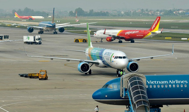 Thời điểm cận Tết, nhiều chặng bay nội địa đã gần kín chỗ - Ảnh 1.