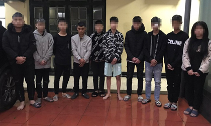 Hà Nội: Bắt nhóm “ choai choai” chuyện đập kính ô tô để trộm cắp