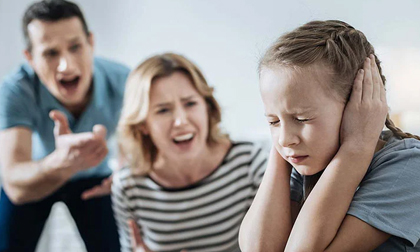 Điều hối tiếc nhất trong việc nuôi dạy con: Cha mẹ giật mình thay đổi không muộn