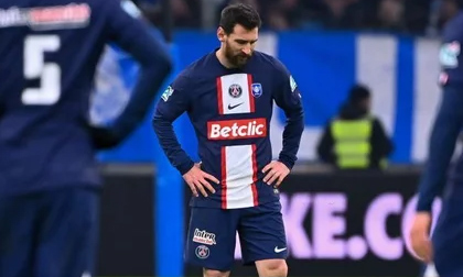 Messi nhạt nhòa, PSG tan vỡ giấc mơ ăn 3 mùa này