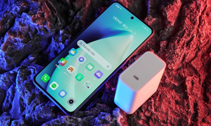 Realme ra mắt điện thoại sạc 240W nhanh nhất thế giới, giá chỉ hơn 11 triệu đồng