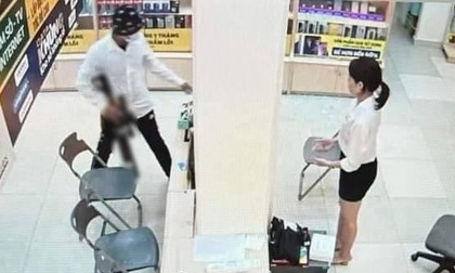 Lời khai của đối tượng mang súng cướp cửa hàng điện thoại