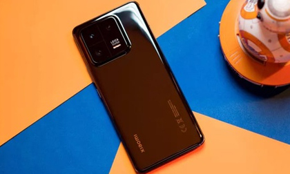 Trên tay Xiaomi 13 Pro: Đẹp, đắt - Nhưng có đủ xứng tầm với iPhone 14 ProMax?
