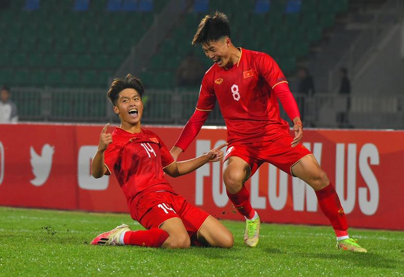 Vòng chung kết U20 châu Á: Liên tiếp tạo 