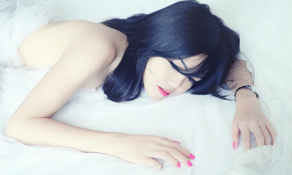 Phụ nữ ngoại tình thích cặp với đàn ông lớn tuổi hay trai trẻ?