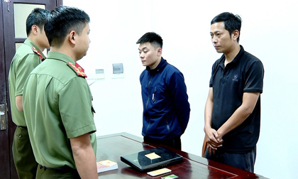 Bắt giữ 2 đối tượng tổ chức đánh bạc hàng chục tỷ đồng