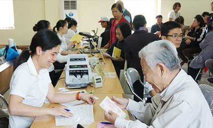 Mốc thời gian chi trả lương hưu, trợ cấp BHXH dịp lễ 30/4, giỗ tổ Hùng Vương người lao động cần nhớ để tránh thiệt thòi?