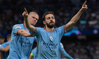 Tiến đến cú ăn ba theo cách thuyết phục hơn nhiều so với MU, Man City đã sẵn sàng tạo ra lịch sử
