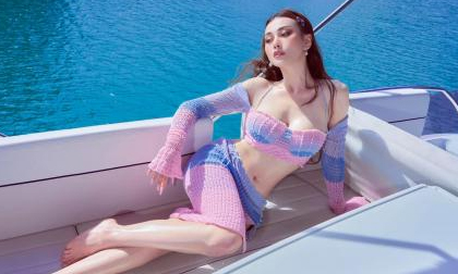 Phương Oanh khoe ảnh diện đồ bơi gợi cảm, Shark Bình lập tức cảnh báo điều này