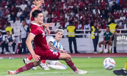 Ngôi sao Man United bất lực trước hậu vệ Indonesia, bị chấm điểm thấp nhất đội