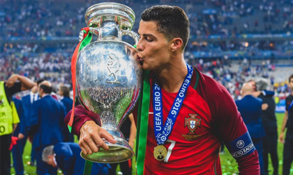 Ronaldo: Kỷ lục tự tìm đến tôi