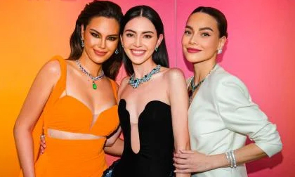 Hà Hồ đeo trang sức trăm tỷ đọ sắc cùng dàn mỹ nhân thế giới, nhan sắc mẹ 3 con 'đẹp bất bại'