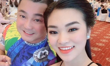Tài tử Lý Hùng chính thức kết hôn, 2 vợ chồng giàu có 'hết phần thiên hạ'