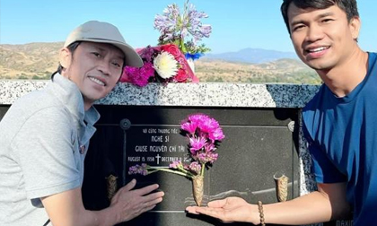 Hoài Linh đến thăm mộ Chí Tài ở Mỹ, còn đích thân làm điều này cho người bạn quá cố