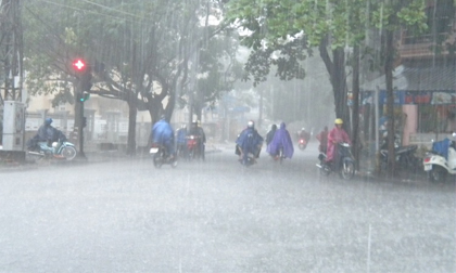 Từ chiều tối mai, Bắc Bộ có mưa to đến rất to, nhiệt độ giảm dần