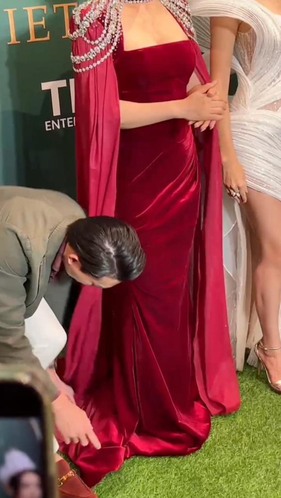 anh-dung-cui-nguoi-chinh-trang-phuc-cho-truong-ngoc-anh-miss-earth-viet-nam-2023-cong-bo-3-huan-luyen-vien-12-ngoisaovn-w827-h1465