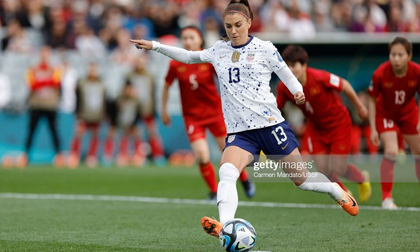 Bất lực trước thủ môn Kim Thanh, huyền thoại World Cup tiết lộ điều ấn tượng ở tuyển nữ Việt Nam