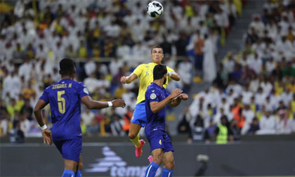 Ronaldo phá siêu kỷ lục, hướng tới danh hiệu đầu tiên cùng Al Nassr