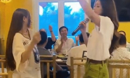 Nhã Phương nhảy cực sung dù bụng bầu vượt mặt, còn thay quần áo để 'quẩy' cùng đàn em