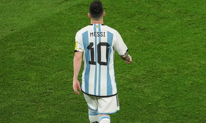 Lionel Messi và 'nghệ thuật' đi bộ đỉnh cao