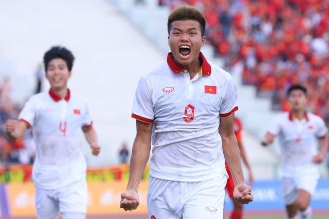 Đội hình dự kiến U23 Việt Nam vs U23 Guam: Mưa bàn thắng và mục tiêu kép của HLV Troussier - Ảnh 1.