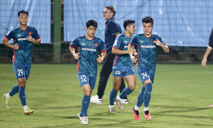 Chiến thắng là bắt buộc, song U23 Việt Nam của HLV Troussier còn có nhiệm vụ quan trọng hơn