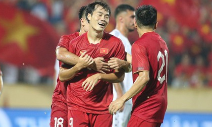 Trở lại V.League, Văn Toàn nhận mức lương cao ngỡ ngàng tại CLB Nam Định?