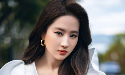 Lưu Diệc Phi mách nước 3 tips chăm sóc tóc 'đơn giản như đan rổ' giúp sở hữu mái tóc luôn đen mượt