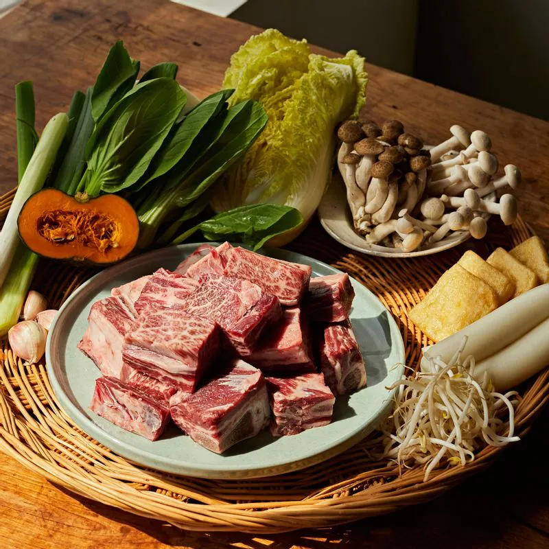 Gợi ý thực đơn vừa ngon vừa đơn giản cho bữa tiệc nhỏ ấm cúng tại nhà - Ảnh 1. Gợi ý thực đơn vừa ngon vừa đơn giản cho bữa tiệc nhỏ ấm cúng tại nhà - Ảnh 1.