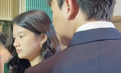 Tình trẻ Trương Ngọc Ánh có thái độ gây chú ý với con riêng bạn gái