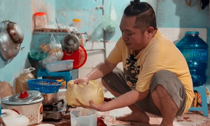 Nam diễn viên nổi tiếng phim 'Đất Phương Nam' tuổi 40: Ở trọ, không vợ con, vất vả mưu sinh