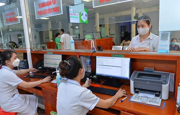 chua-day-1-thang-nua-thu-tuc-kham-chua-benh-bao-hiem-y-te-co-su-thay-doi-ai-cung-nen-nam-ro (1).jpg 0