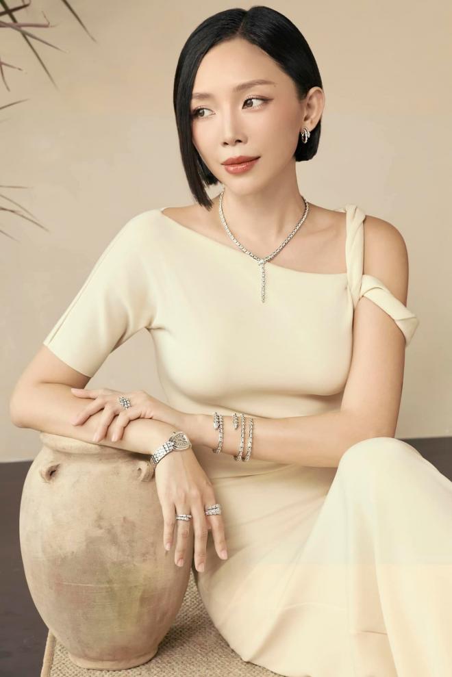 -10-nghe-si-hoc-gioi-nhat-nhi-showbiz-viet-10-ngoisaovn-w1366-h2048 8