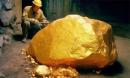 Có 1 cục vàng lộ thiên nặng tới 45 tấn nằm sát Việt Nam nhưng không ai dám khai thác, lý do là gì?
