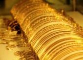 gia-vang-van-giam-truoc-ap-luc-cua-dong-usd-106053.html