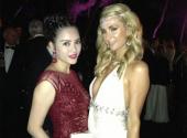 ly-nha-ky-khoe-anh-chup-cung-paris-hilton-135668.html