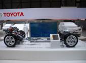 toyota-se-cat-doi-o-to-de-trung-bay-tai-ha-noi-145319.html